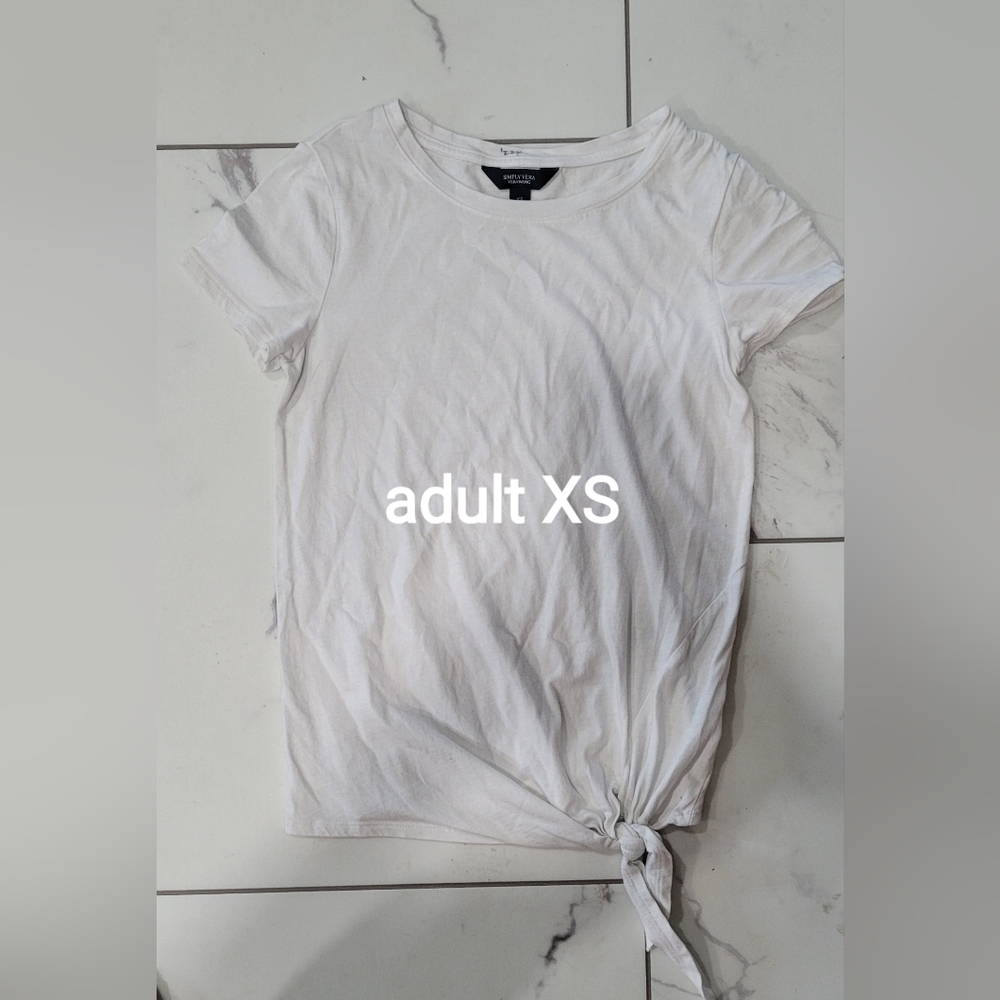 Simply Vera womens t-shirt XS